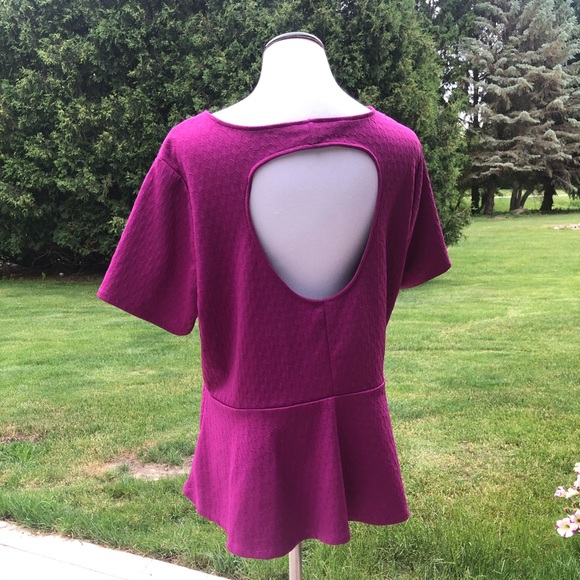 Roz & Ali | Purple Open Back Peplum Top | 2X - Picture 3 of 7